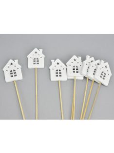 Fehér fa pálcás házikók